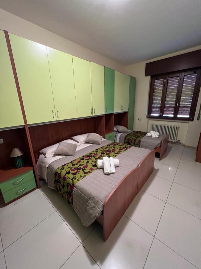 Stay In Style - Vibrant Condo In San Giovanni Lupatoto Kültér fotó