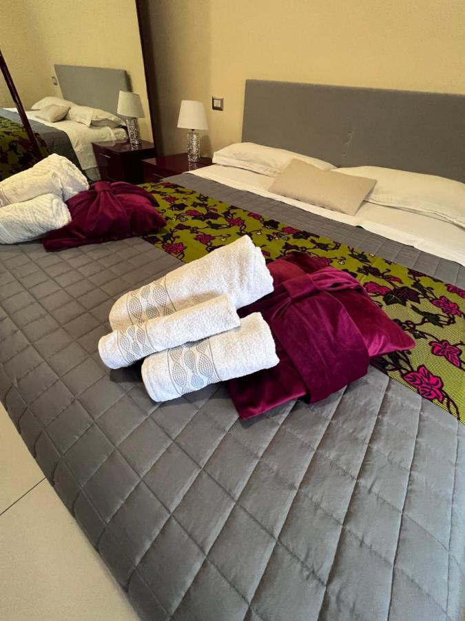 Stay In Style - Vibrant Condo In San Giovanni Lupatoto Kültér fotó